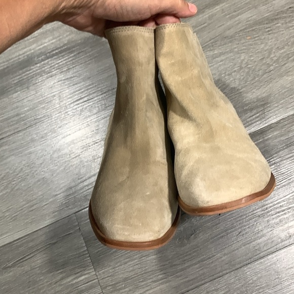 Lucky Brand LILYE Bootie Fashion Suede Khaki Boots size 10 - Picture 4 of 9